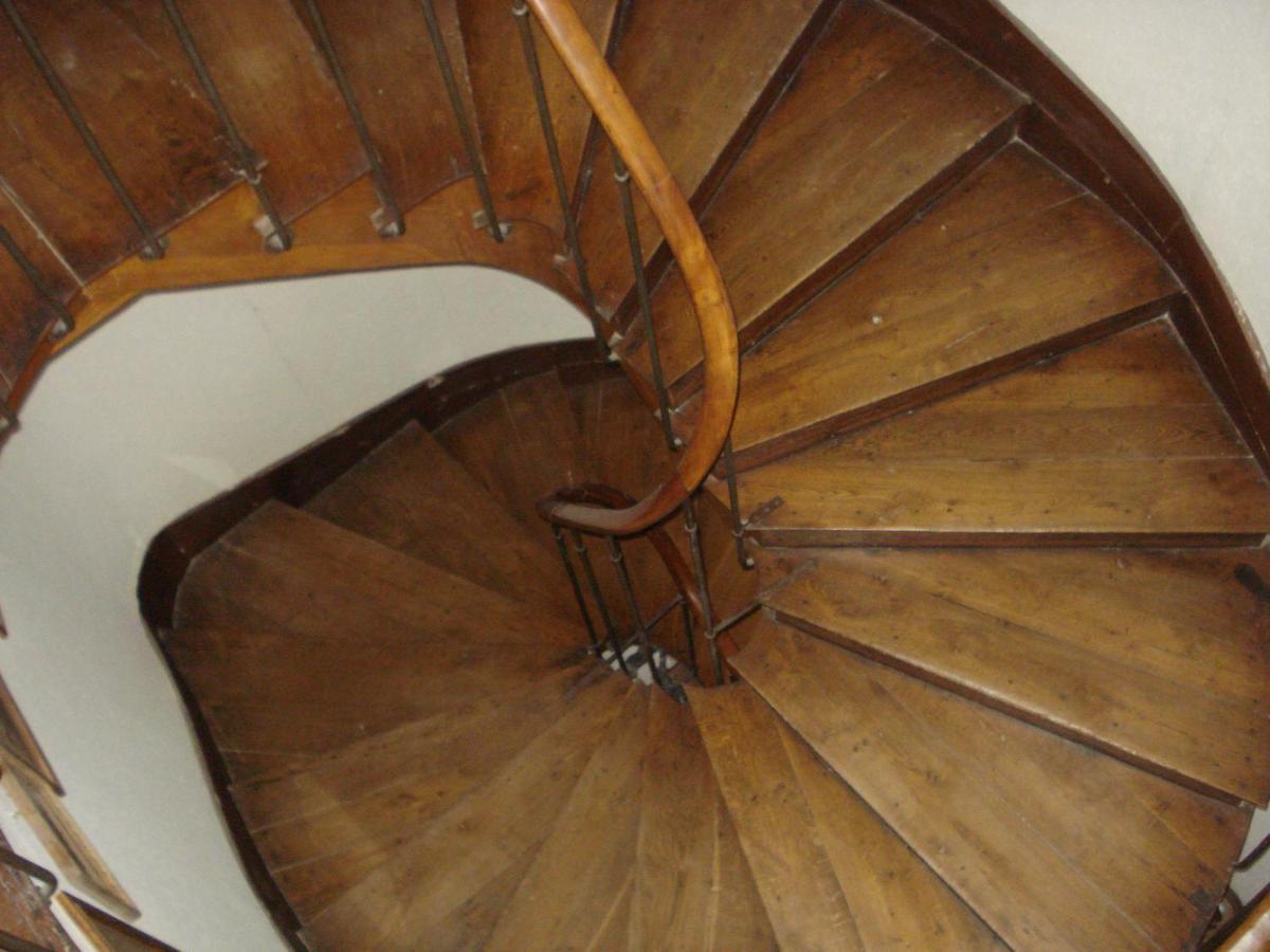 Bed and Breakfast Le Chevalier D'Eon Tonnerre Esterno foto