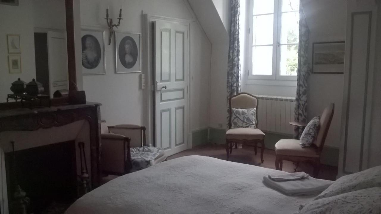 Bed and Breakfast Le Chevalier D'Eon Tonnerre Esterno foto