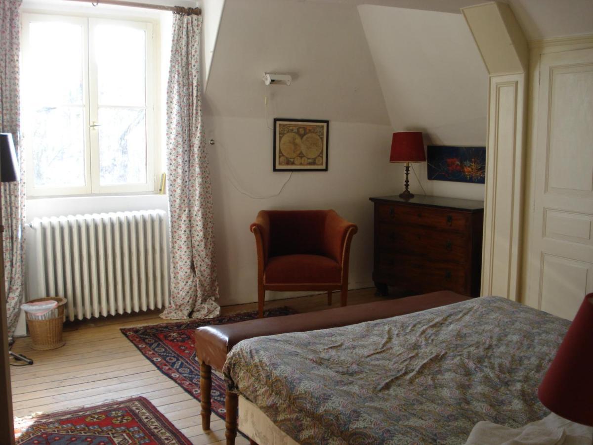 Bed and Breakfast Le Chevalier D'Eon Tonnerre Esterno foto